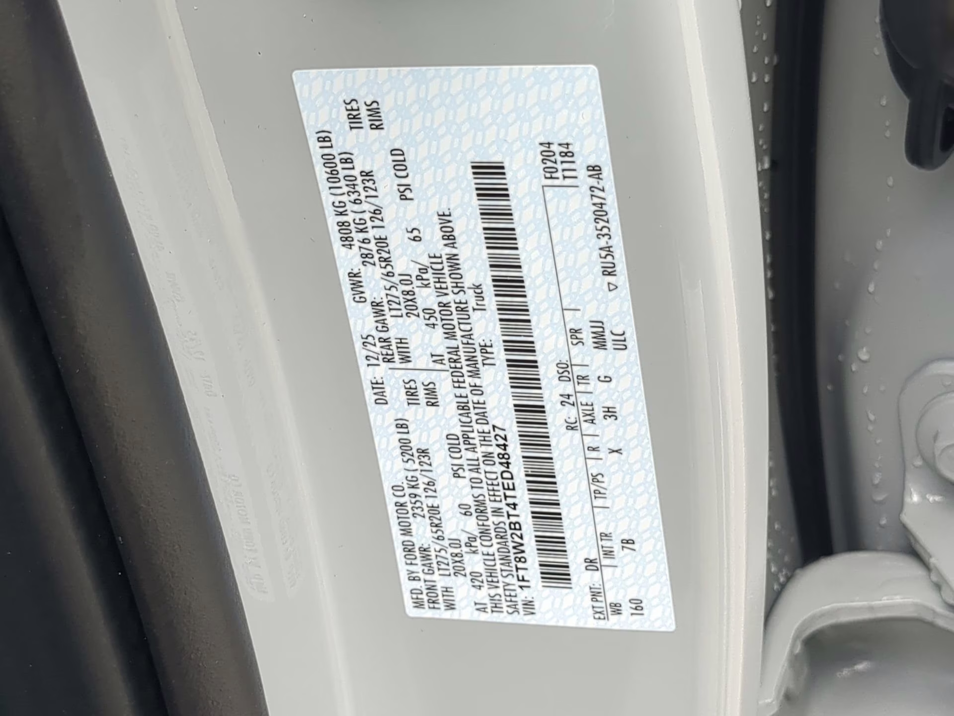 2026 Avalanche Ford Super Duty F-250 SRW Platinum Crew Cab Pickup 4X4 Truck