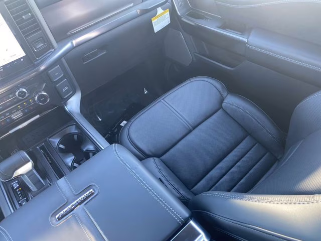 2026 Avalanche Ford F-150 Platinum RWD Truck