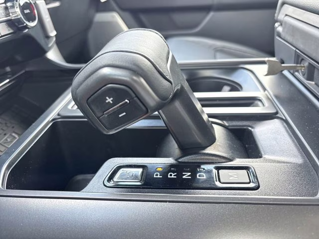 2026 Carbonized Gray Metallic Ford F-150 LARIAT 4X4 Truck