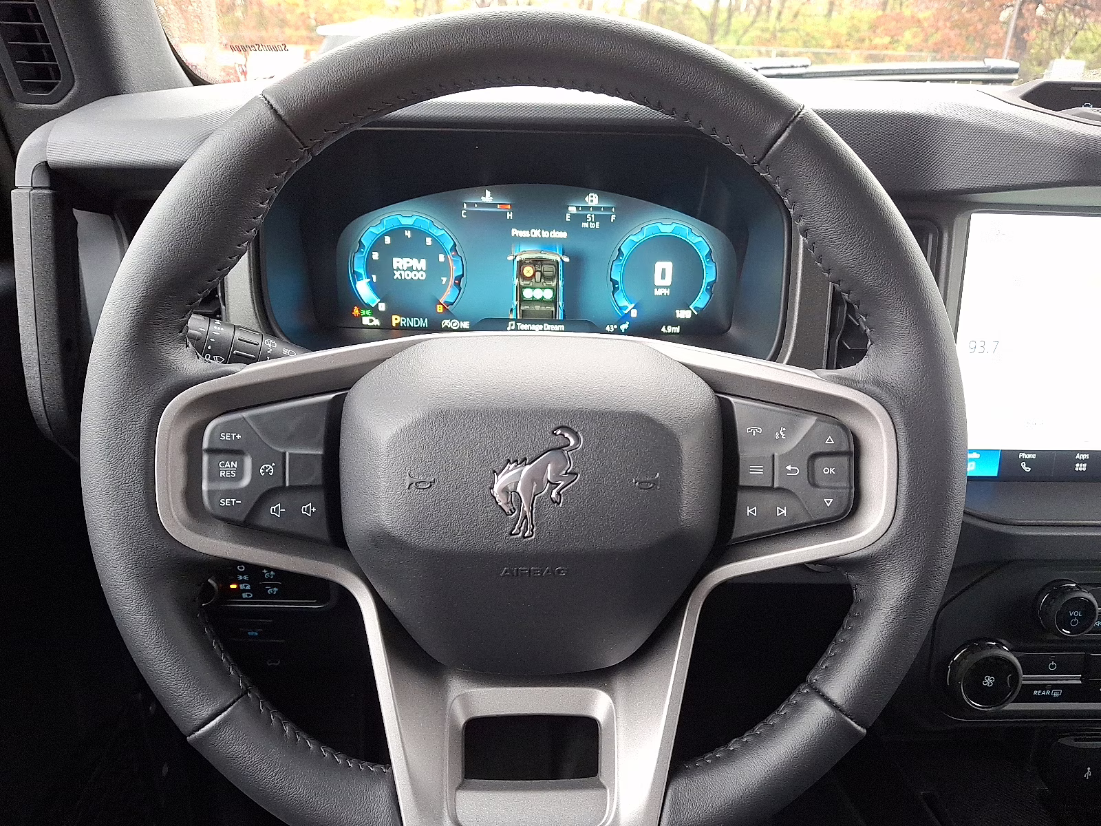 2025 Azure Gray Metallic Tri-Coat Ford Bronco Badlands 4X4