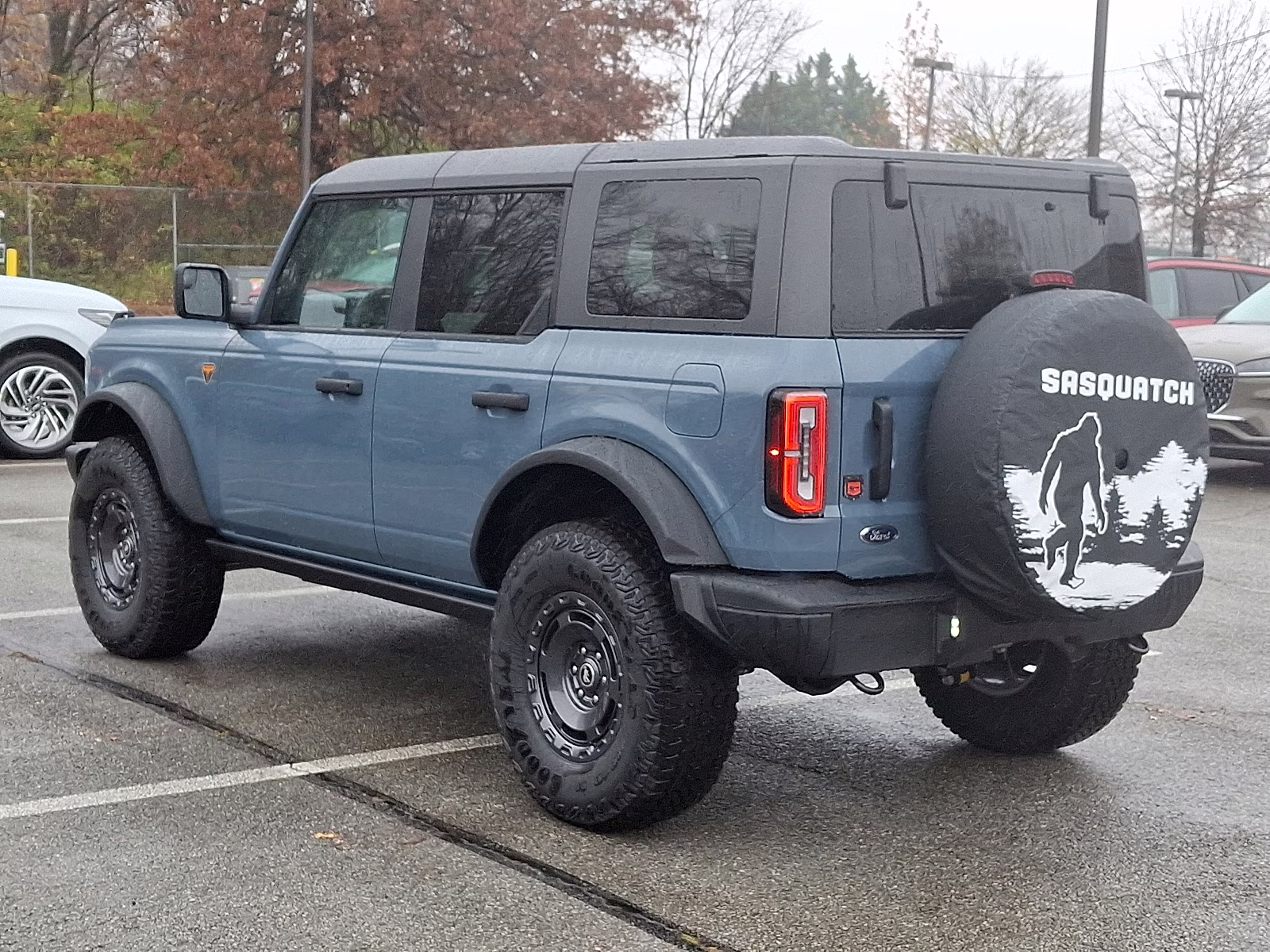 2025 Azure Gray Metallic Tri-Coat Ford Bronco Badlands 4X4