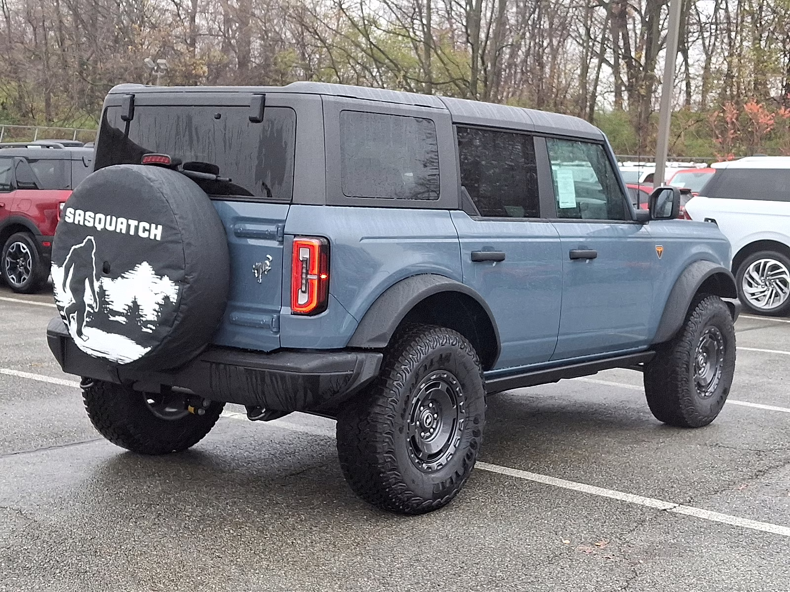 2025 Azure Gray Metallic Tri-Coat Ford Bronco Badlands 4X4