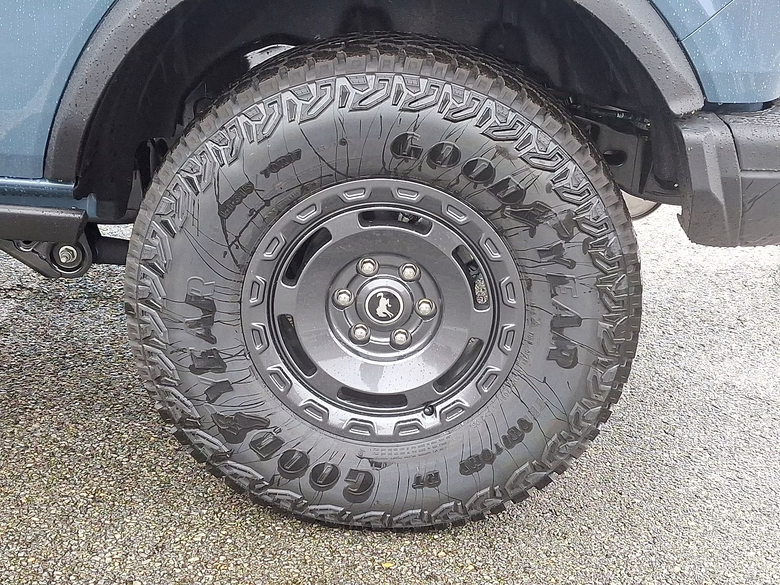 2025 Azure Gray Metallic Tri-Coat Ford Bronco Badlands 4X4