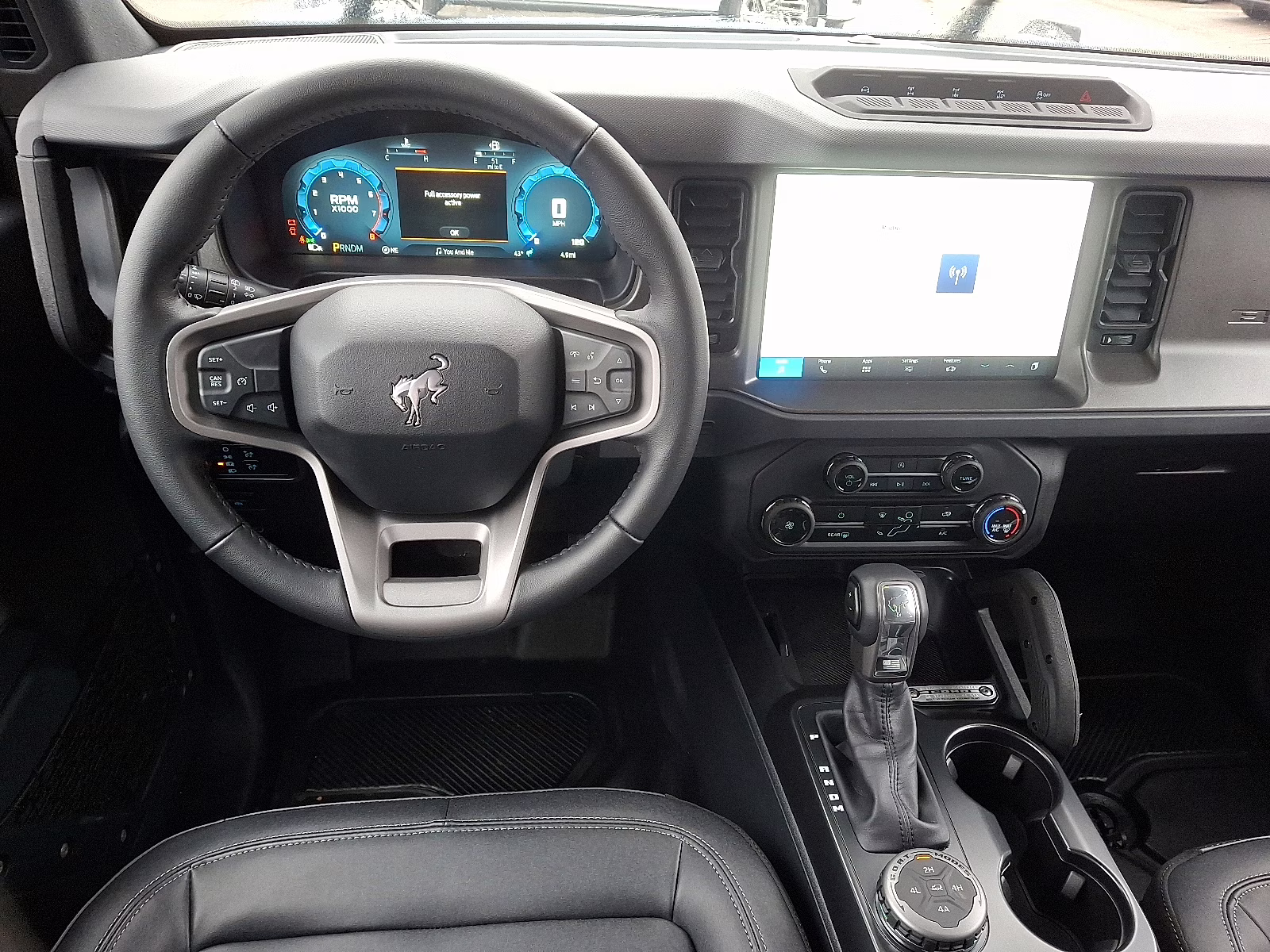 2025 Azure Gray Metallic Tri-Coat Ford Bronco Badlands 4X4