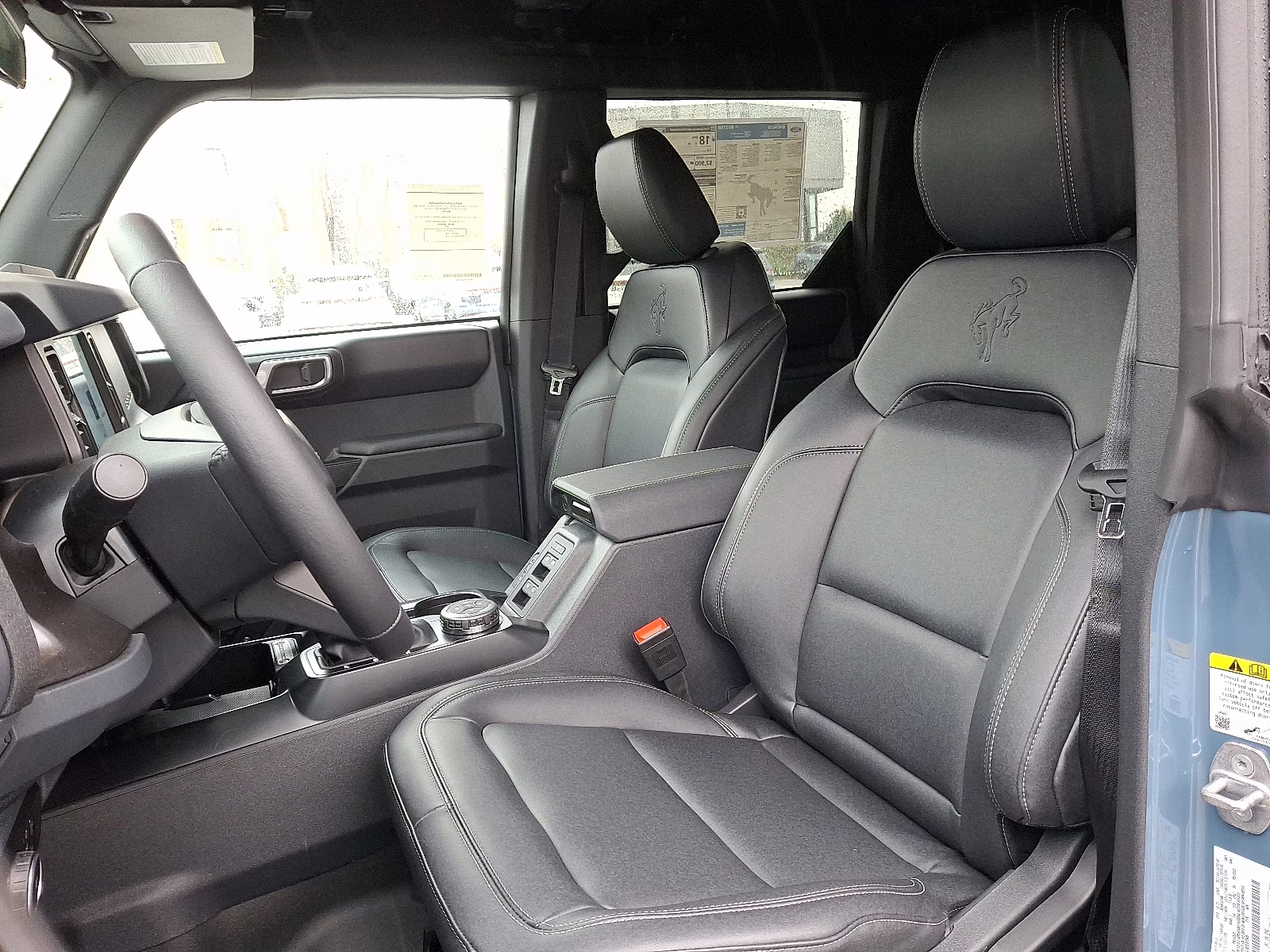 2025 Azure Gray Metallic Tri-Coat Ford Bronco Badlands 4X4