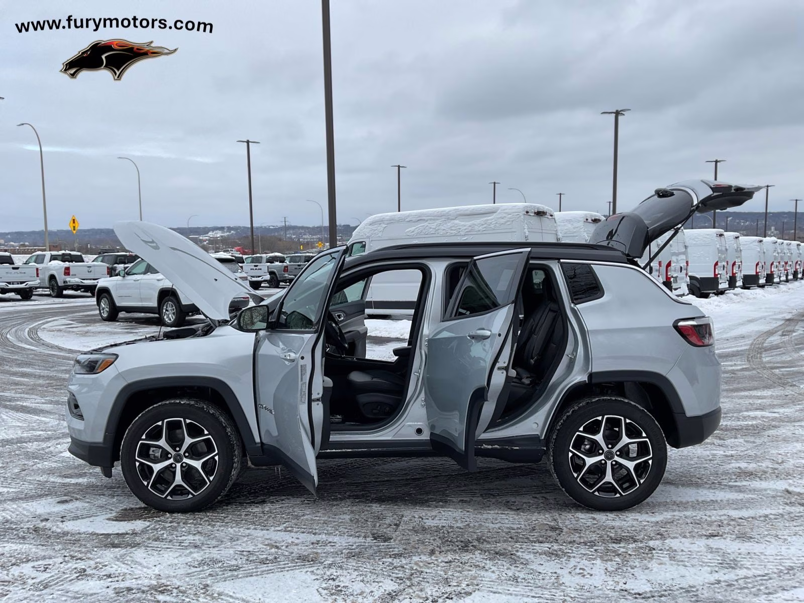 2026 Silver Zynith Metallic Clearcoat Jeep Compass Limited 4X4 SUV