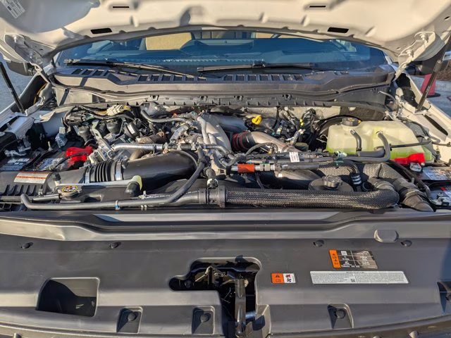 2026 Gray Metallic Ford Super Duty F-350 SRW LARIAT 4X4 Truck