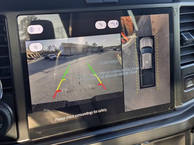 2026 Gray Metallic Ford Super Duty F-350 SRW LARIAT 4X4 Truck