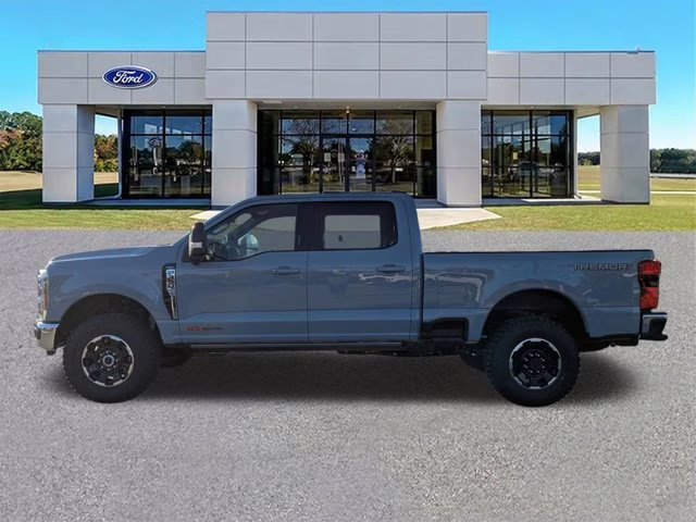 2026 Gray Metallic Ford Super Duty F-350 SRW LARIAT 4X4 Truck