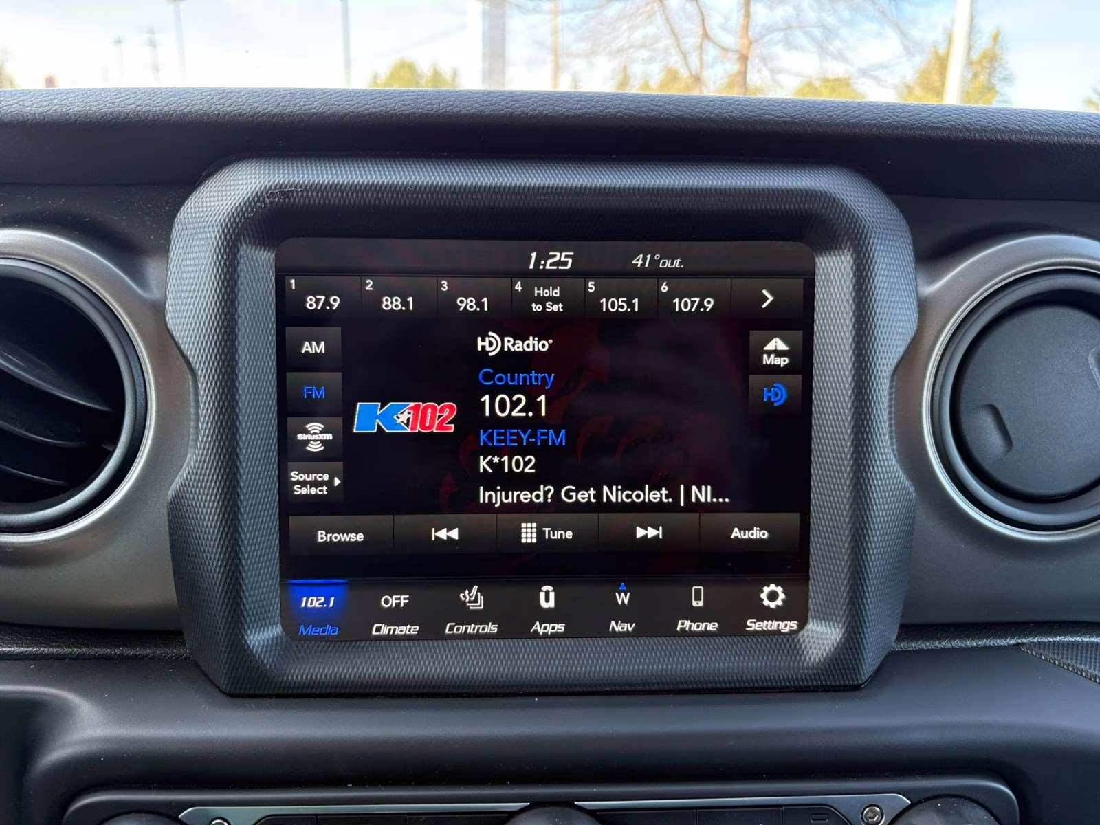 2022 Granite Crystal Metallic Clearcoat Jeep Gladiator Sport 4X4 Truck