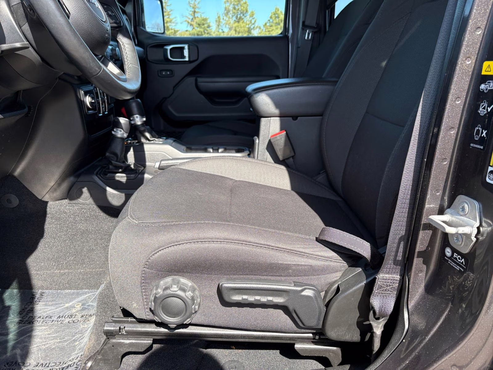 2022 Granite Crystal Metallic Clearcoat Jeep Gladiator Sport 4X4 Truck