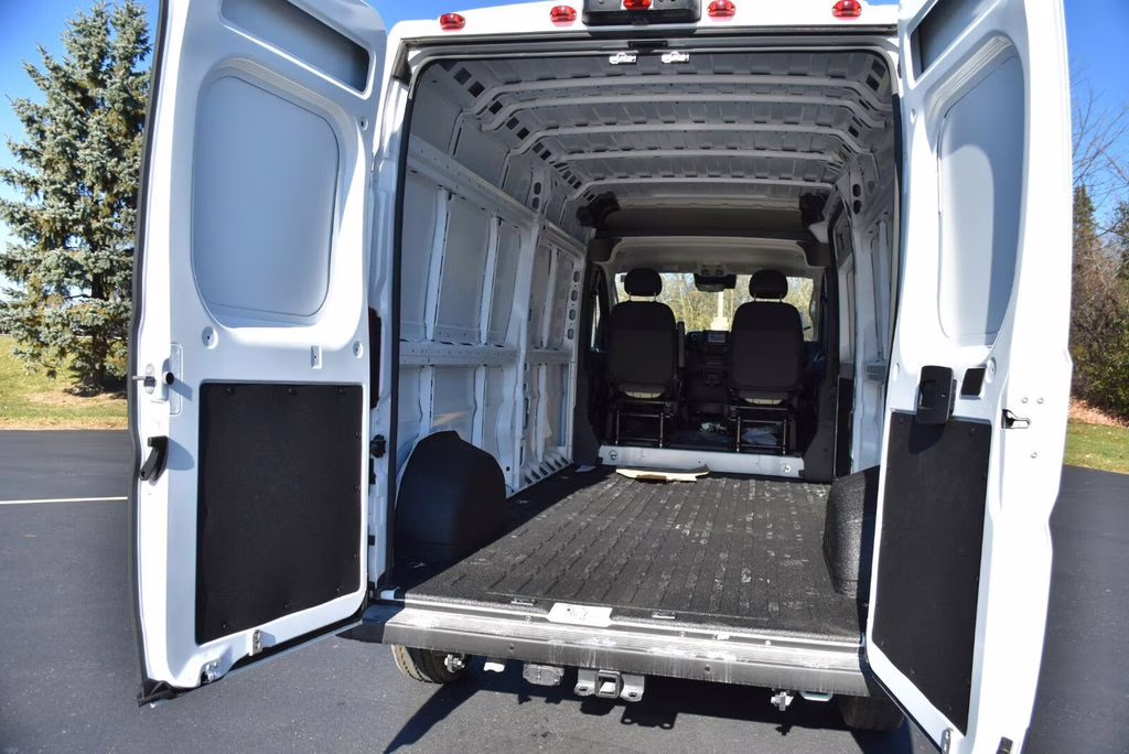 2026 Bright White Clearcoat Ram ProMaster 2500 High Roof FWD Van