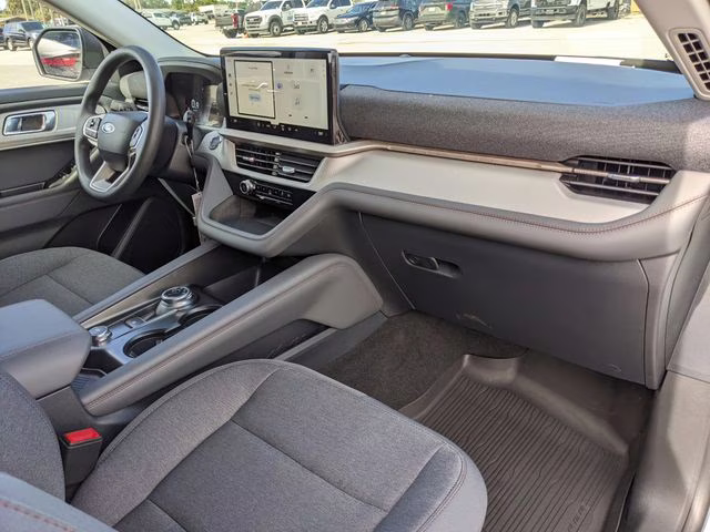 2026 Space White Metallic Ford Explorer Active RWD SUV