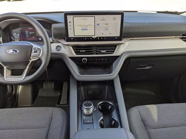 2026 Space White Metallic Ford Explorer Active RWD SUV