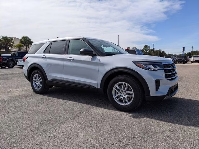 2026 Space White Metallic Ford Explorer Active RWD SUV