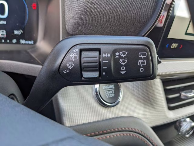 2026 Space White Metallic Ford Explorer Active RWD SUV