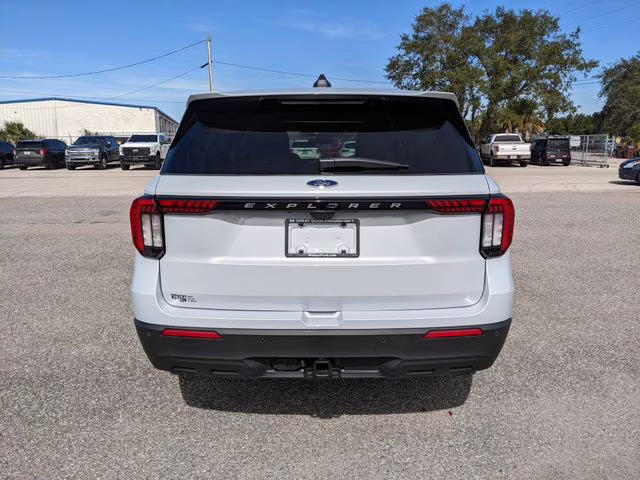 2026 Space White Metallic Ford Explorer Active RWD SUV