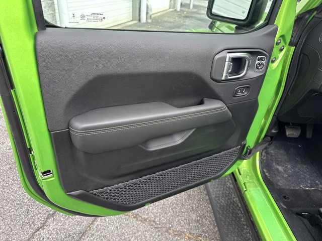 2026 Mojito Clearcoat Jeep Wrangler Sahara 4X4 Convertible