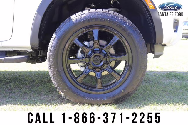 2024 White Ford Ranger XL Leveling Kit Wheel Tire Package 4X4 Truck