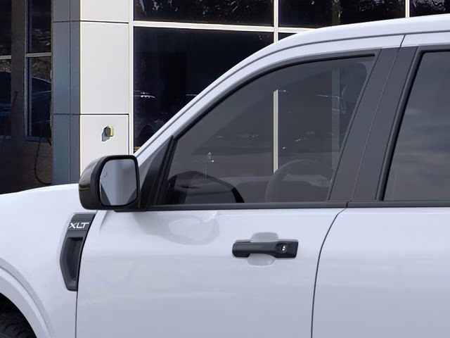 2026 Space White Metallic Ford Maverick XLT AWD Truck