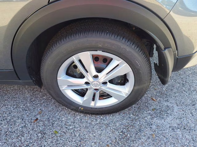 2025 Gun Metallic Nissan Kicks Play S FWD SUV