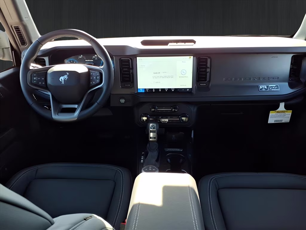 2025 DESERT SAND Ford Bronco Big Bend 4X4 SUV