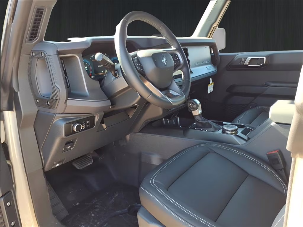 2025 Desert Sand Ford Bronco Big Bend 4X4 SUV