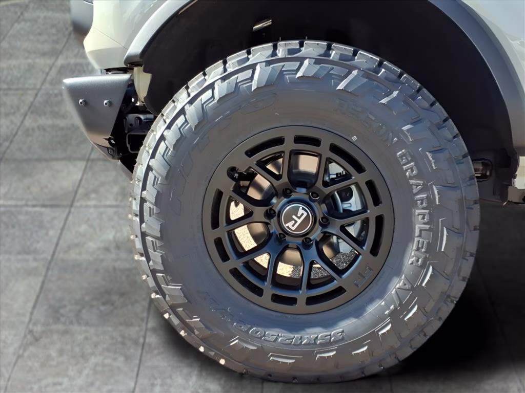 2025 DESERT SAND Ford Bronco Big Bend 4X4 SUV