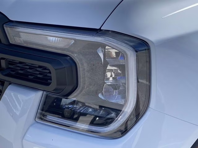 2025 Oxford White Ford Ranger XL RWD Truck