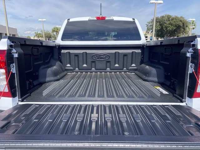 2025 Oxford White Ford Ranger XL RWD Truck