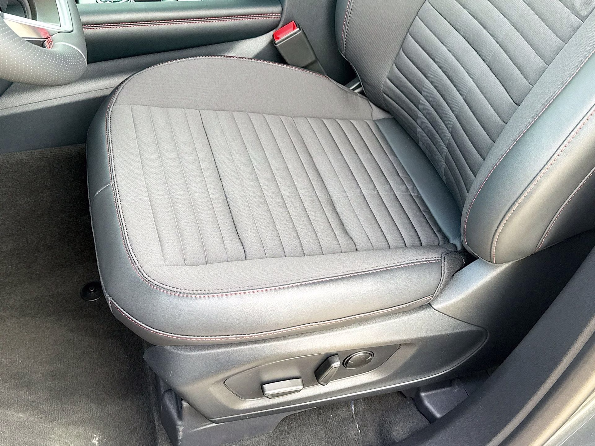 2026 Carbonized Gray Metallic Ford Explorer ST-Line RWD SUV