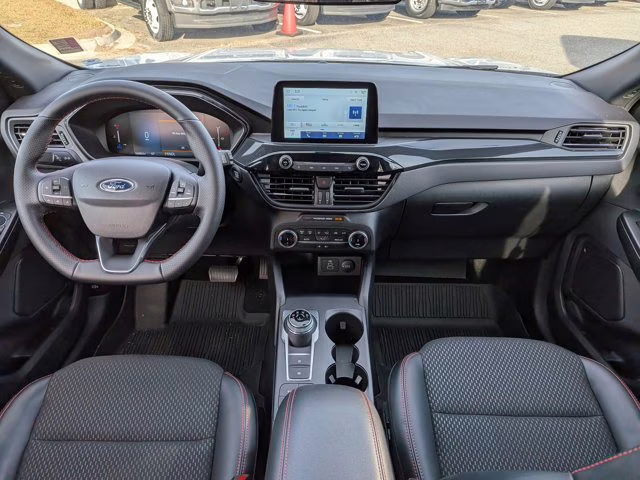 2025 Silver Metallic Ford Escape ST-Line FWD SUV