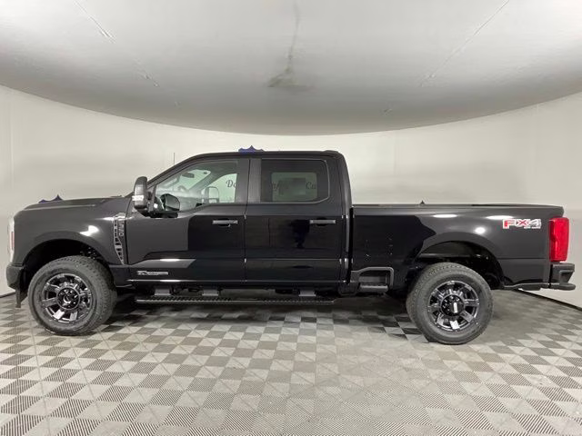 2026 Black Metallic Ford Super Duty F-350 SRW XL 4X4 Truck