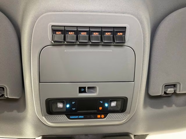 2026 Avalanche Ford Super Duty F-350 SRW XL 4X4 Truck