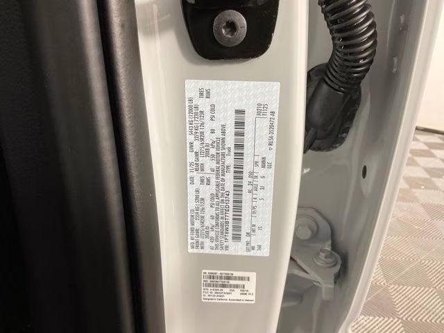 2026 Avalanche Ford Super Duty F-350 SRW XL 4X4 Truck