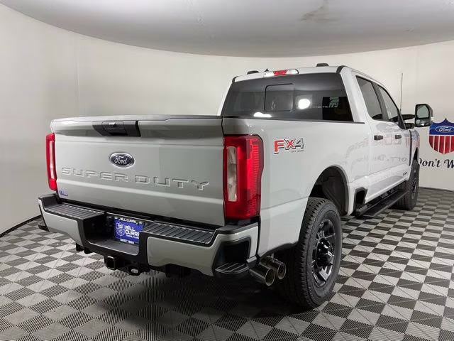 2026 Avalanche Ford Super Duty F-350 SRW XL 4X4 Truck