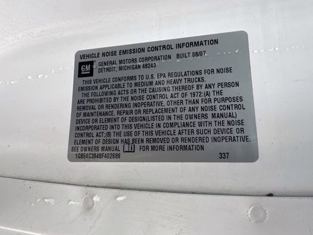 2008 Summit White Chevrolet C4500 Kodiak Duramax Dump truck 4X4 Truck