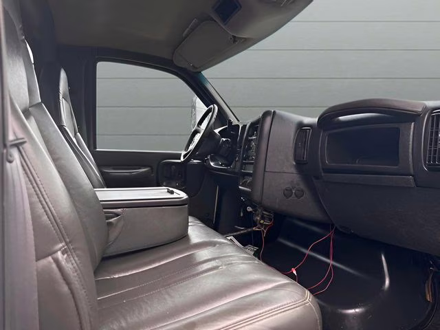 2008 Summit White Chevrolet C4500 Kodiak Duramax Dump truck 4X4 Truck