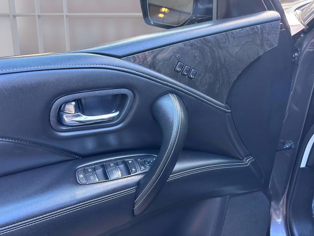 2024 Anthracite Gray INFINITI QX80 LUXE 4X4 SUV