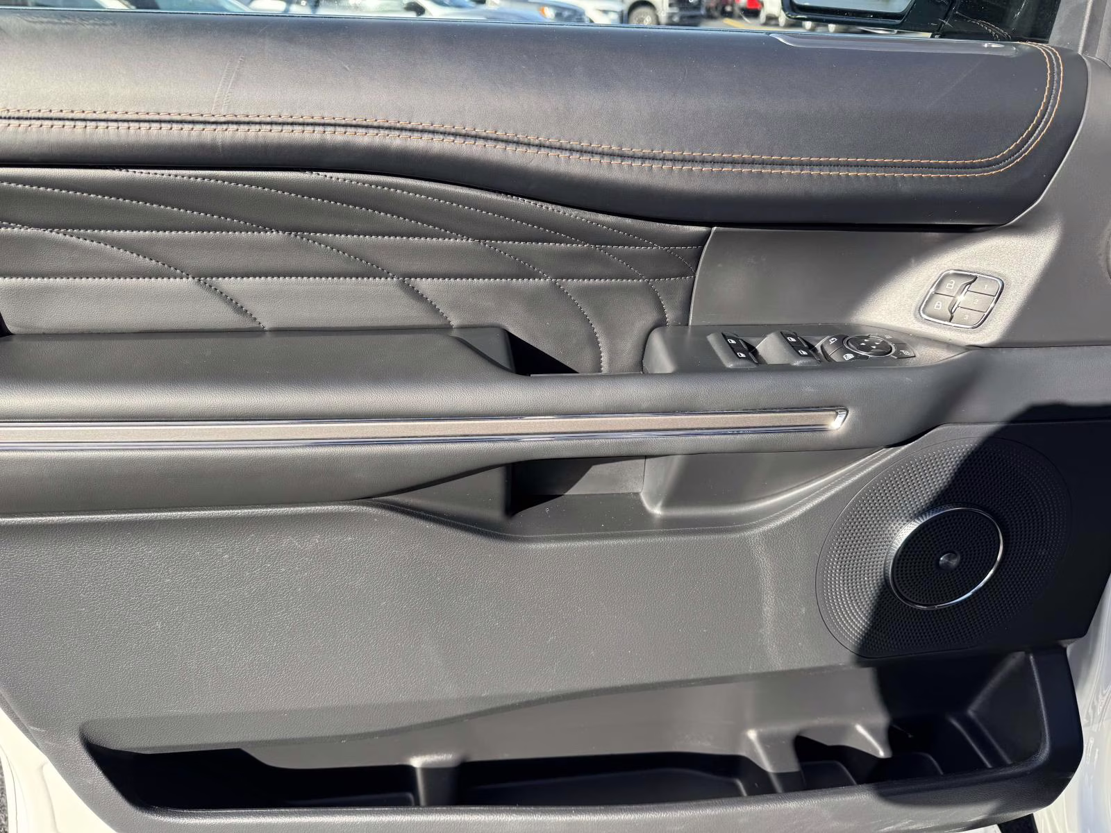 2024 White Ford Expedition Platinum 4x4 4X4 SUV