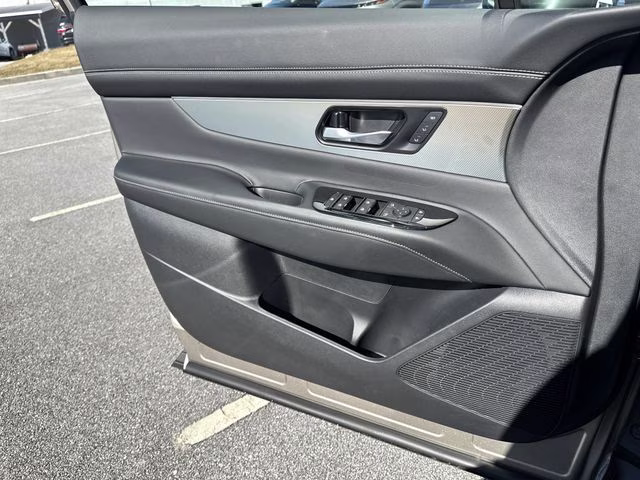2026 Champagne Silver Metallic Nissan Murano SL AWD SUV