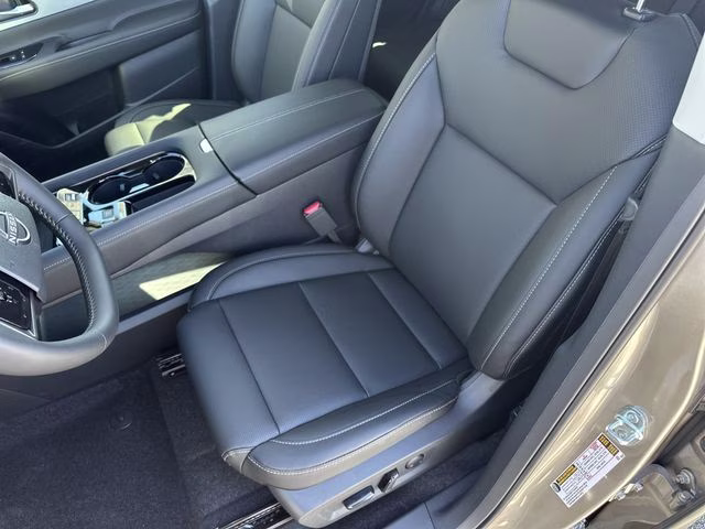 2026 Champagne Silver Metallic Nissan Murano SL AWD SUV