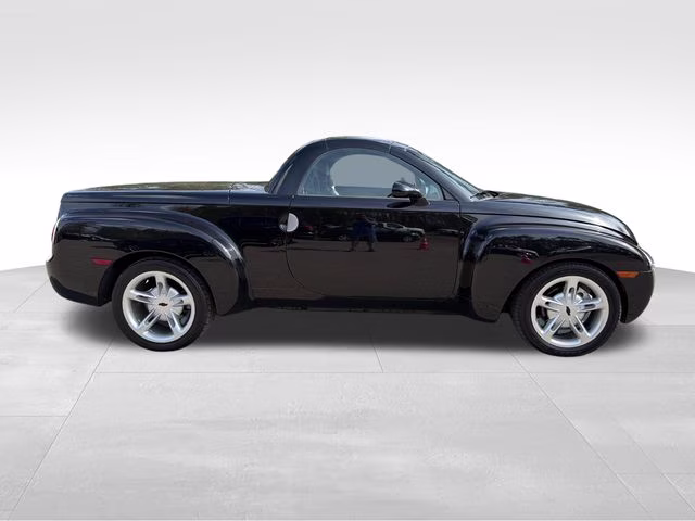 2004 Smokin' Asphalt Chevrolet SSR Base RWD Truck