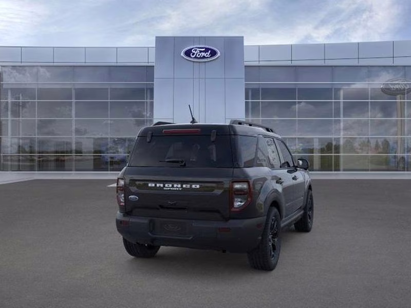 2025 Shadow Black Ford Bronco Sport Outer Banks 4X4 SUV