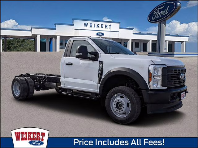 2026 Oxford White Ford Super Duty F-550 DRW XL 4X4 Chassis