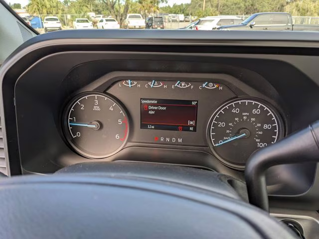 2026 Oxford White Ford Super Duty F-550 DRW XL 4X4 Chassis