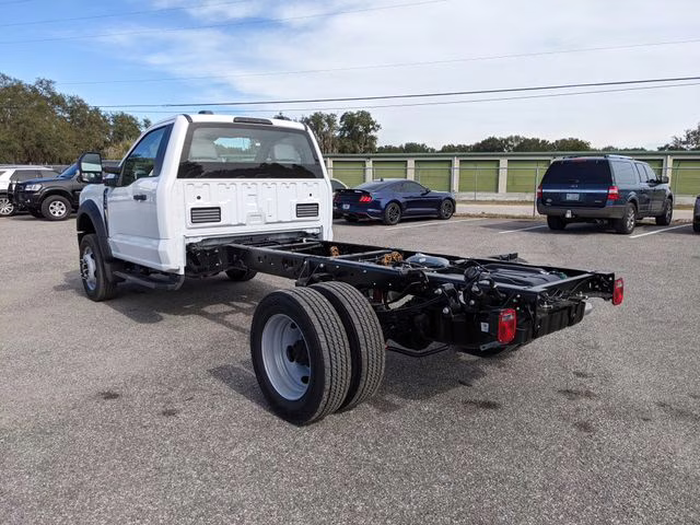 2026 Oxford White Ford Super Duty F-550 DRW XL 4X4 Chassis