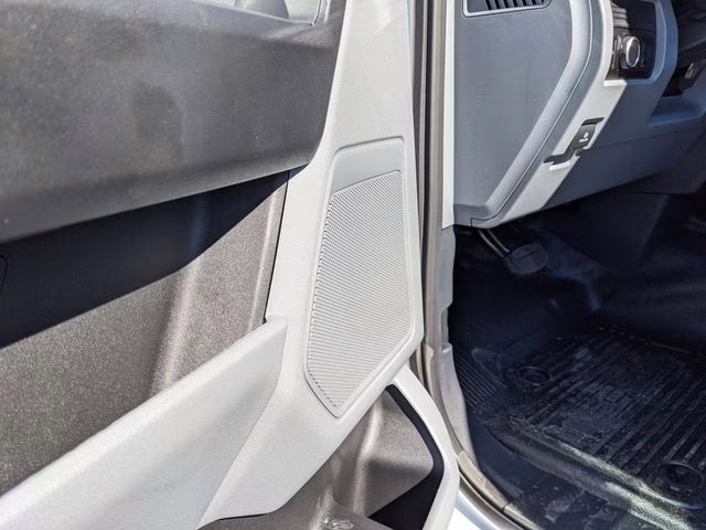 2026 Oxford White Ford Super Duty F-350 SRW XL 4X4 Truck