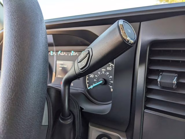 2026 Oxford White Ford Super Duty F-350 SRW XL 4X4 Truck