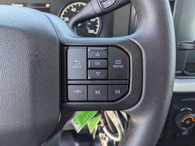 2026 Oxford White Ford Super Duty F-350 SRW XL 4X4 Truck